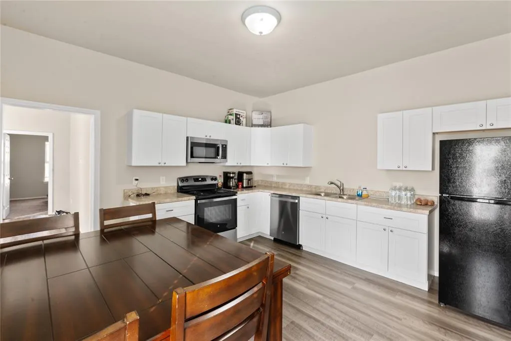 Photo 11 — 1326 NW 6th Street 1326 and 1328, Oklahoma City, OK 73106