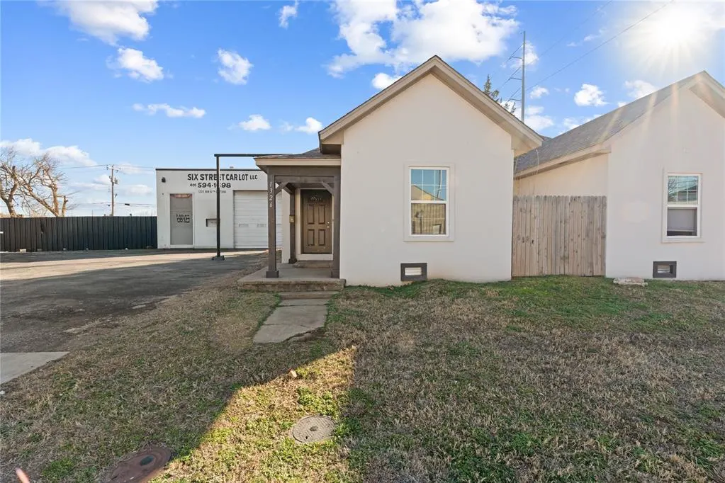 Photo 17 — 1326 NW 6th Street 1326 and 1328, Oklahoma City, OK 73106
