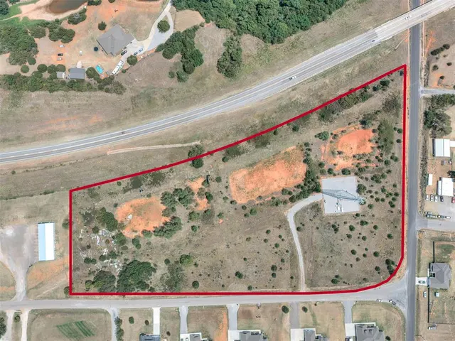 Photo 5 — 0000 County Street 2958, Tuttle, OK 73089