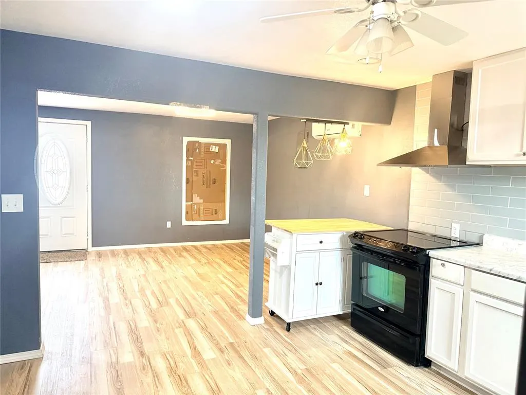 Photo 15 — 526 S Howard Avenue, Elk City, OK 73644