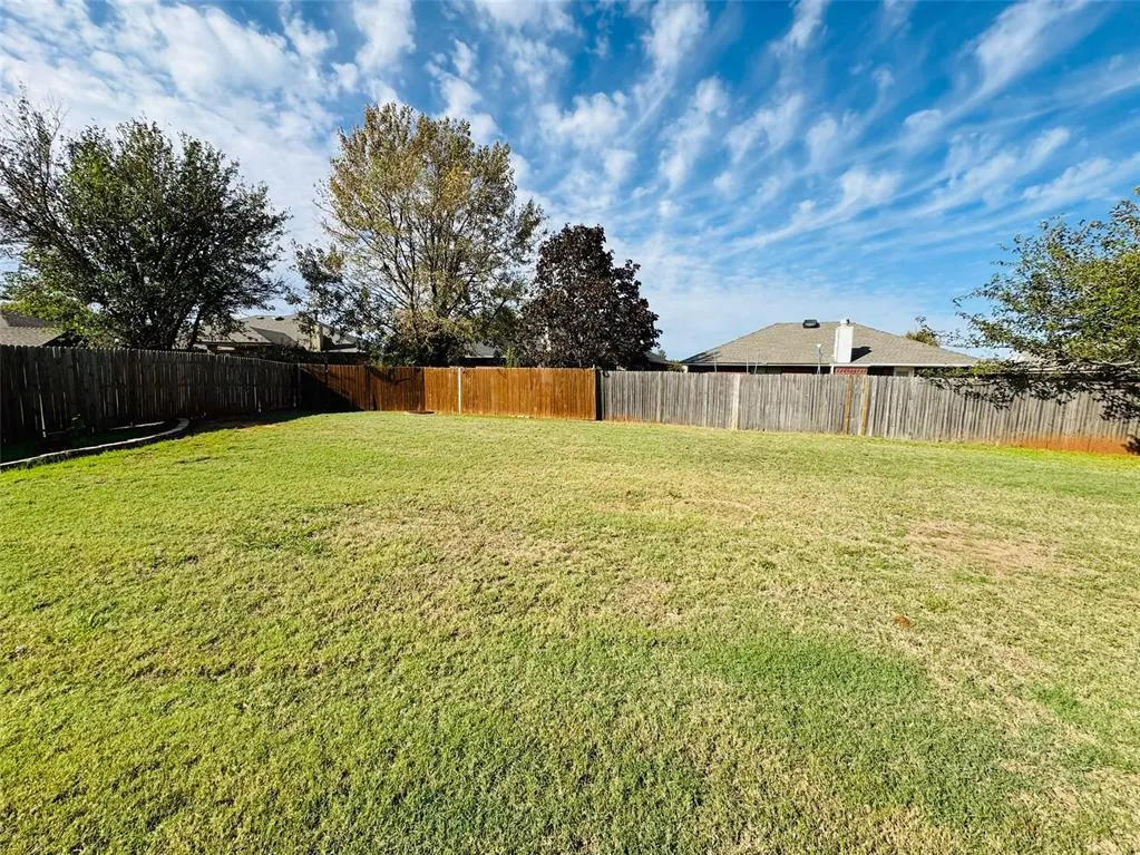 Photo 26 — 2605 NW 162nd Street, Edmond, OK 73013