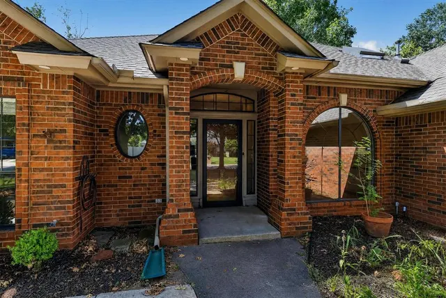 Photo 3 — 4808 Baker Street, Norman, OK 73072