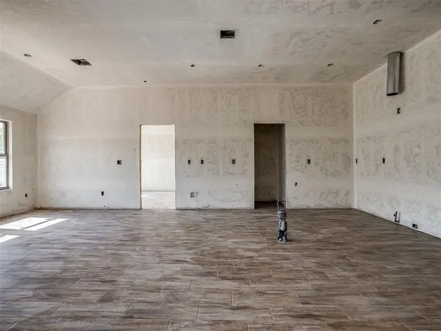 Photo 5 — 11908 Rockbed Drive, Yukon, OK 73099
