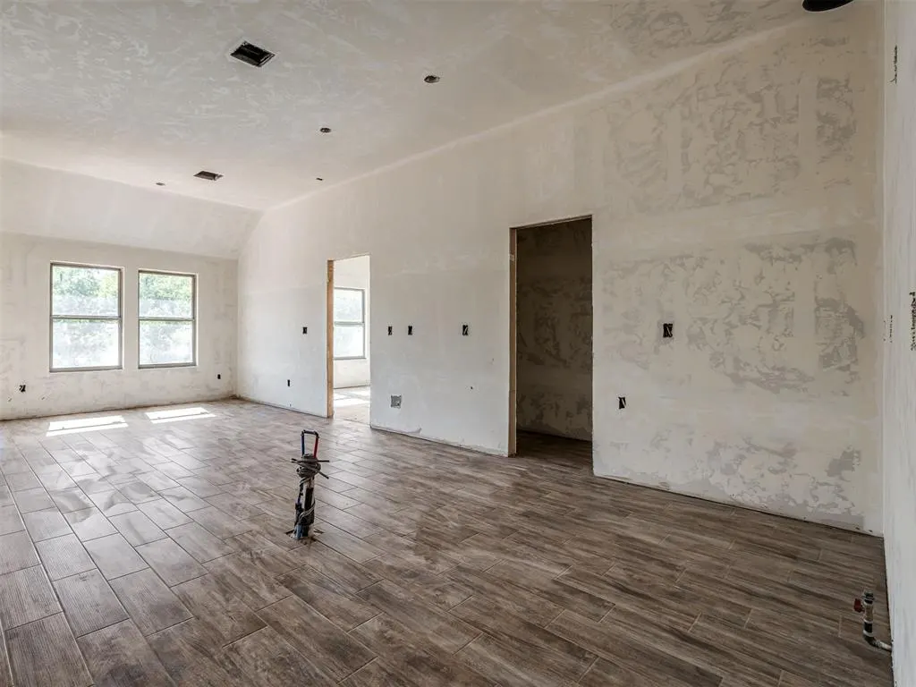 Photo 6 — 11908 Rockbed Drive, Yukon, OK 73099