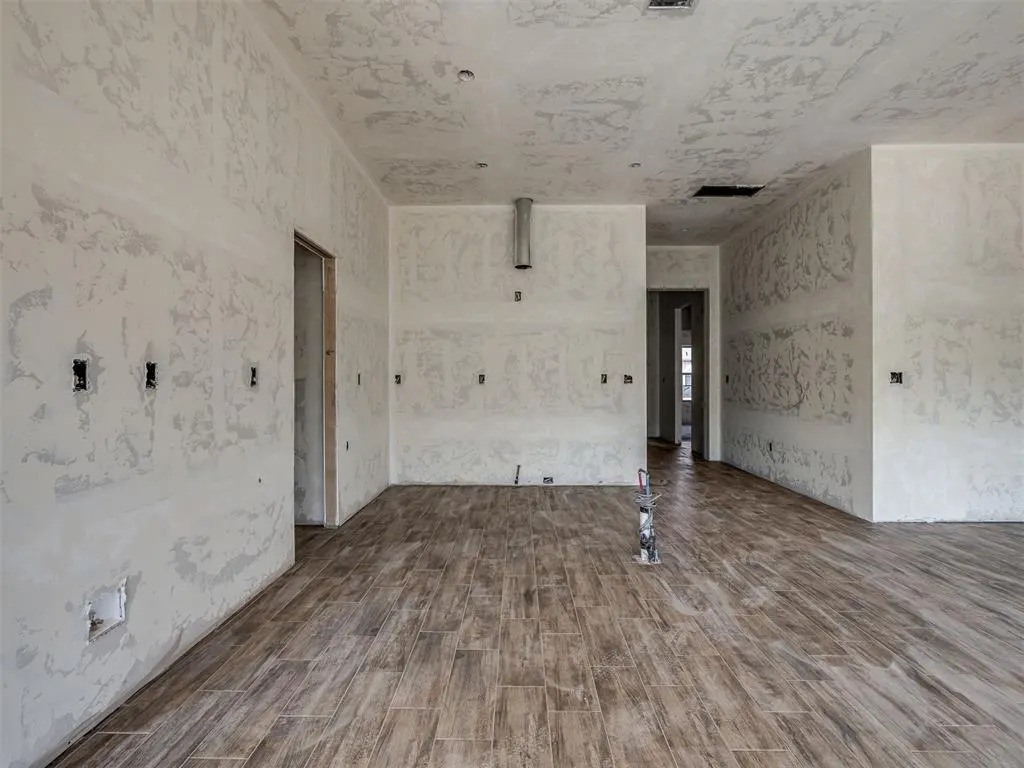 Photo 8 — 11908 Rockbed Drive, Yukon, OK 73099
