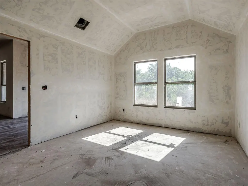 Photo 12 — 11908 Rockbed Drive, Yukon, OK 73099
