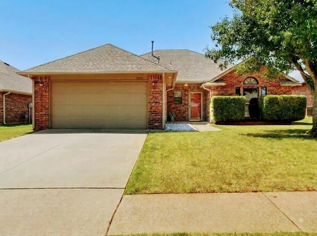 Front exterior — 12524 SW 13th Street, Yukon, OK 73099
