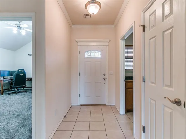 Photo 8 — 12524 SW 13th Street, Yukon, OK 73099