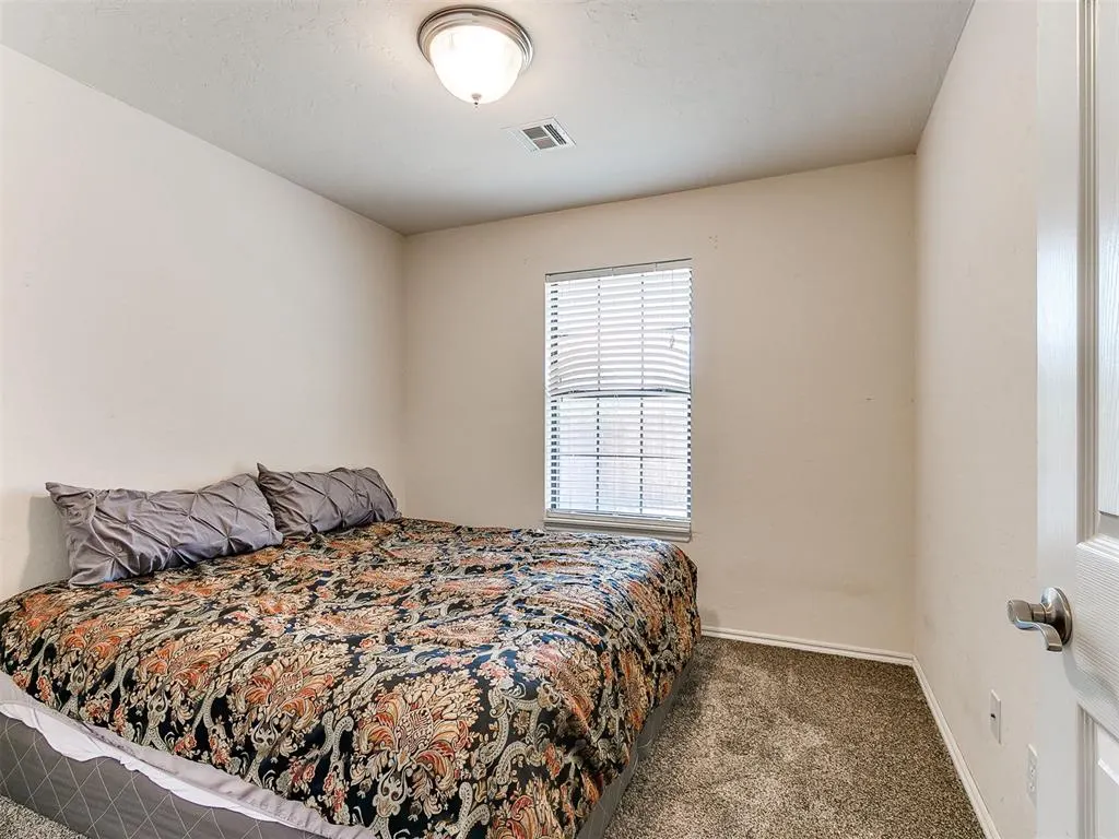 Photo 32 — 12524 SW 13th Street, Yukon, OK 73099