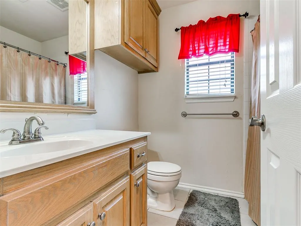 Photo 33 — 12524 SW 13th Street, Yukon, OK 73099
