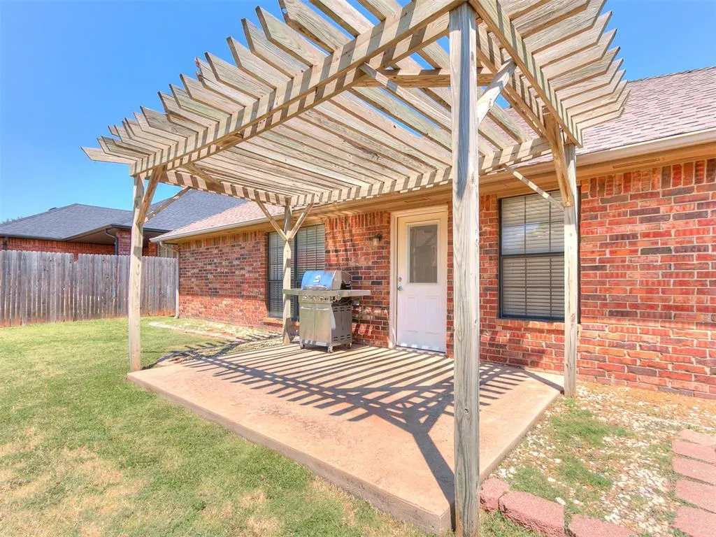 Photo 40 — 12524 SW 13th Street, Yukon, OK 73099