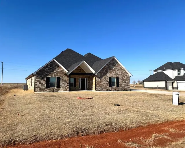 Photo 8 — 4705 Whitetail Drive, Guthrie, OK 73044