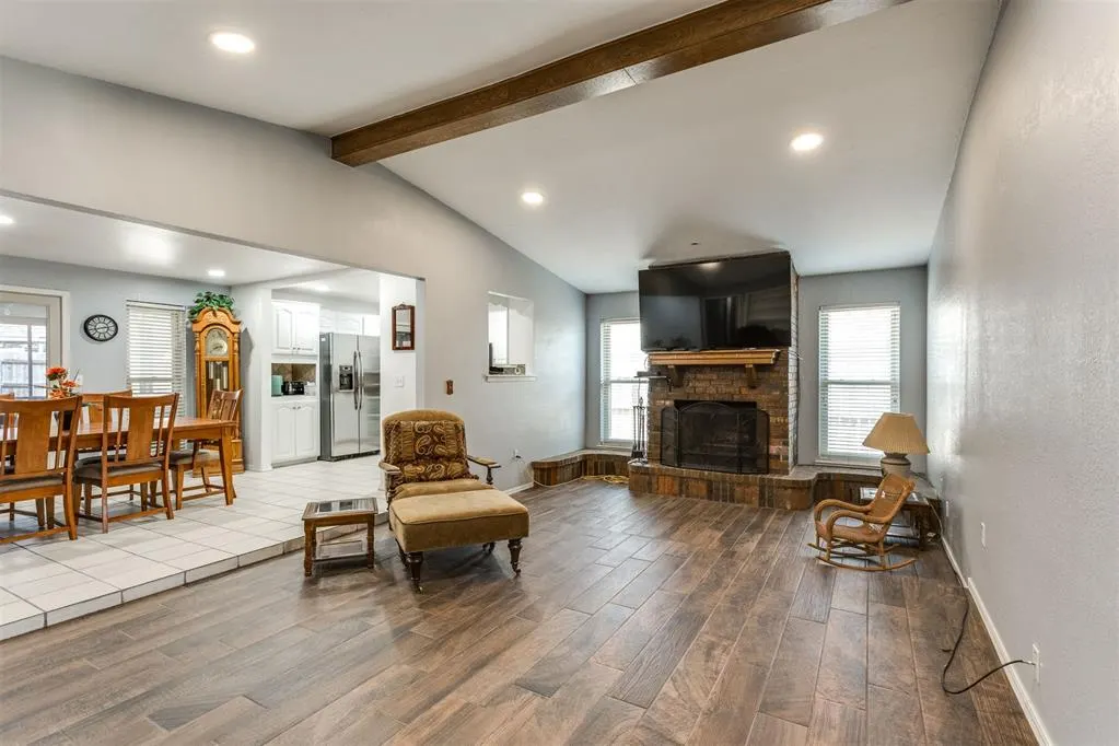 Photo 6 — 113 E Snowmass Drive, Yukon, OK 73099
