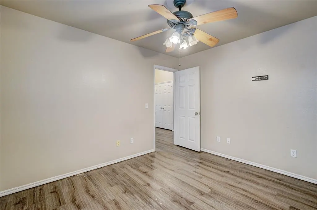 Photo 16 — 12324 SW 5th Street, Yukon, OK 73099