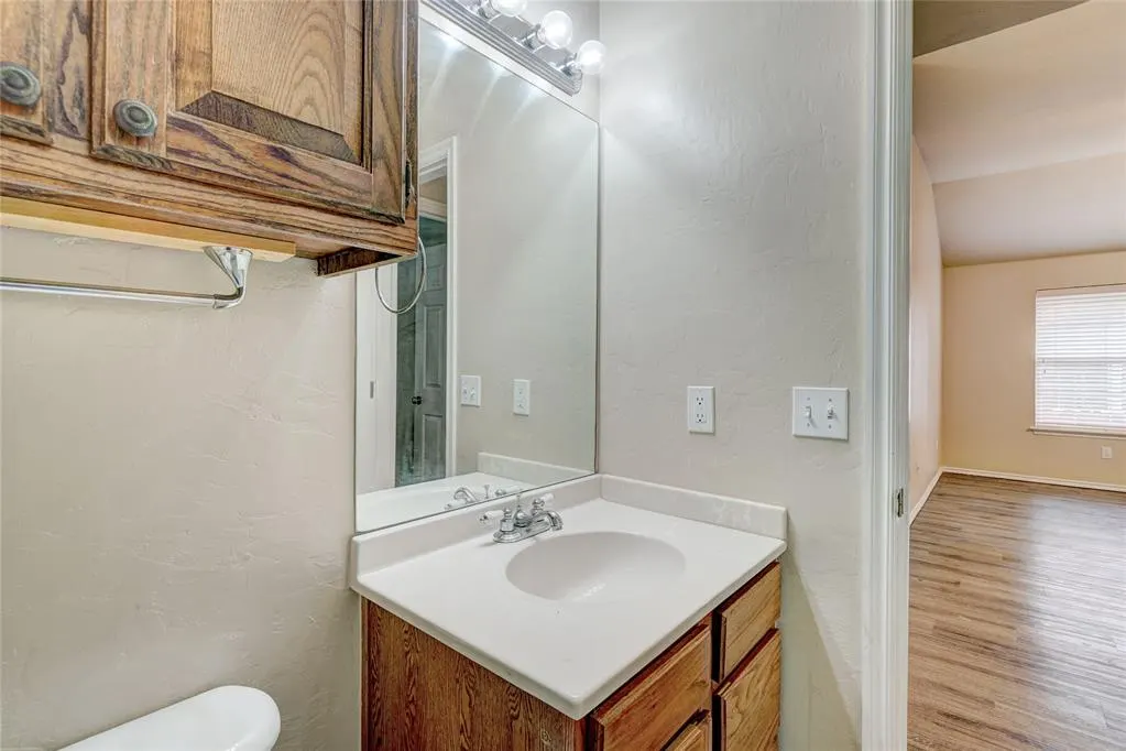 Photo 18 — 12324 SW 5th Street, Yukon, OK 73099