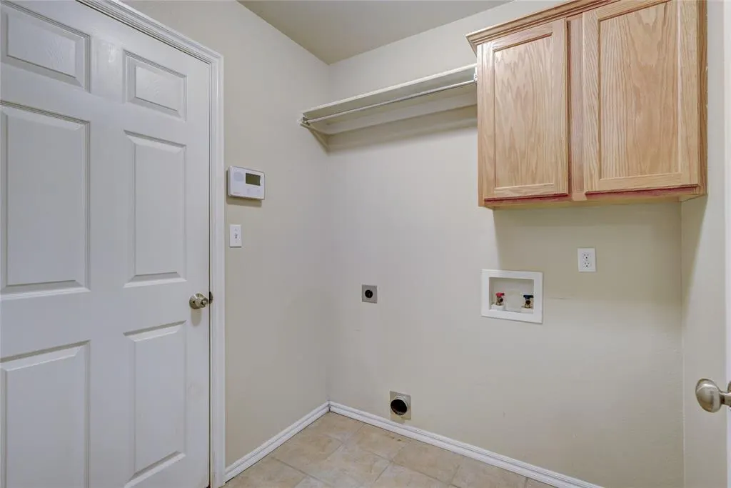 Photo 19 — 12324 SW 5th Street, Yukon, OK 73099