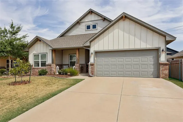 Photo 2 — 8925 NW 129th Street, Oklahoma City, OK 73142