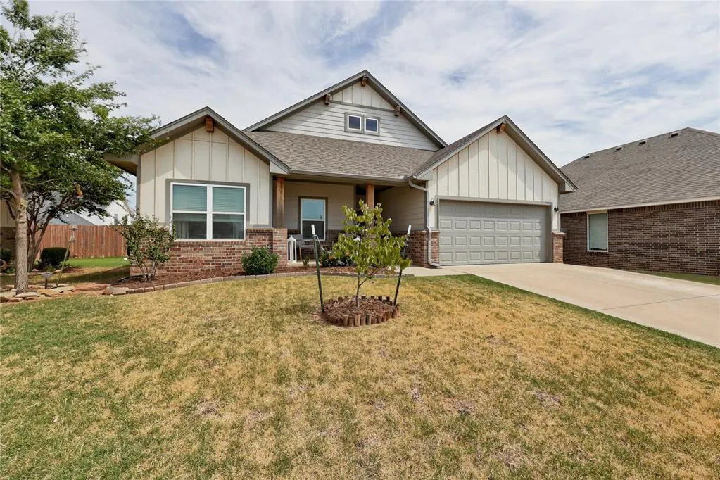 Photo 3 — 8925 NW 129th Street, Oklahoma City, OK 73142