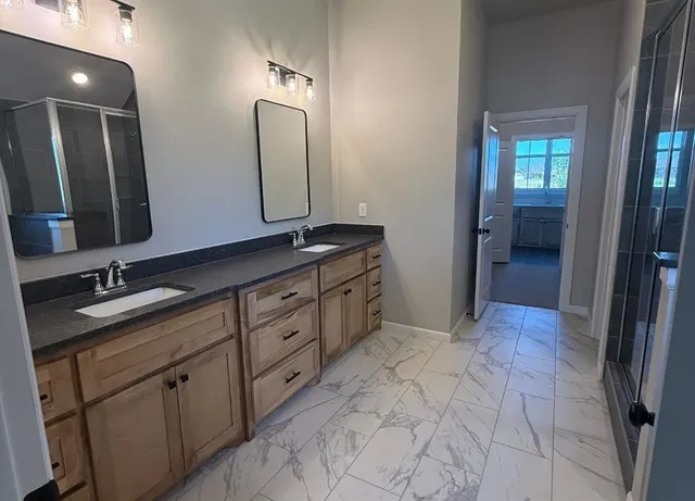 Photo 5 — 12004 Rockbed Drive, Yukon, OK 73099
