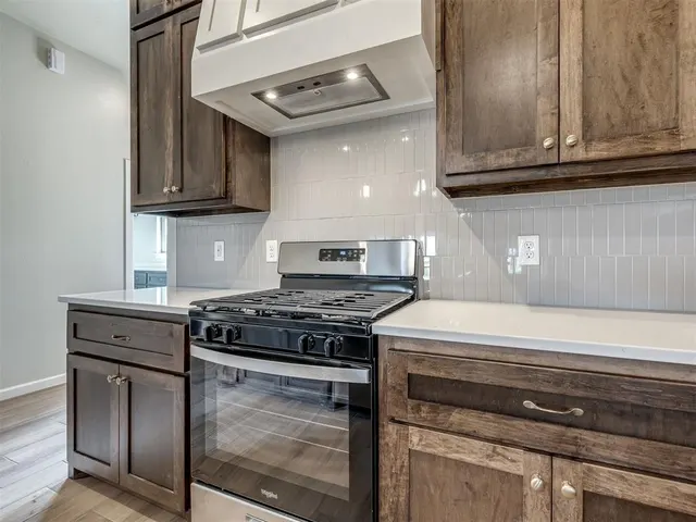 Photo 4 — 11913 NW 118th Street, Yukon, OK 73099