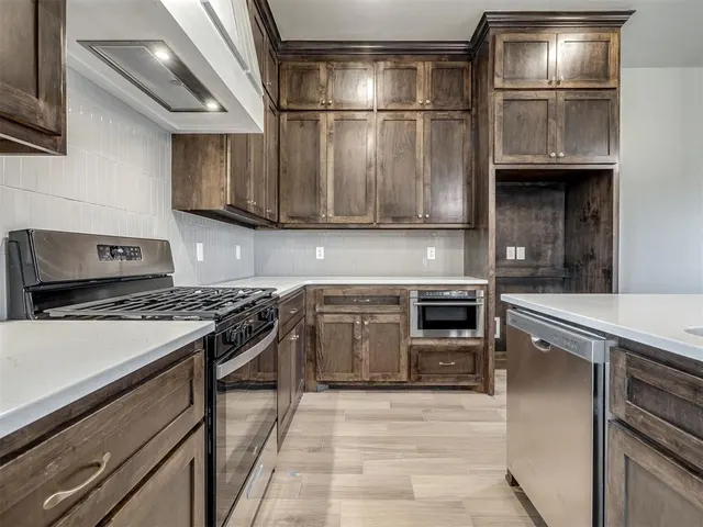Photo 6 — 11913 NW 118th Street, Yukon, OK 73099