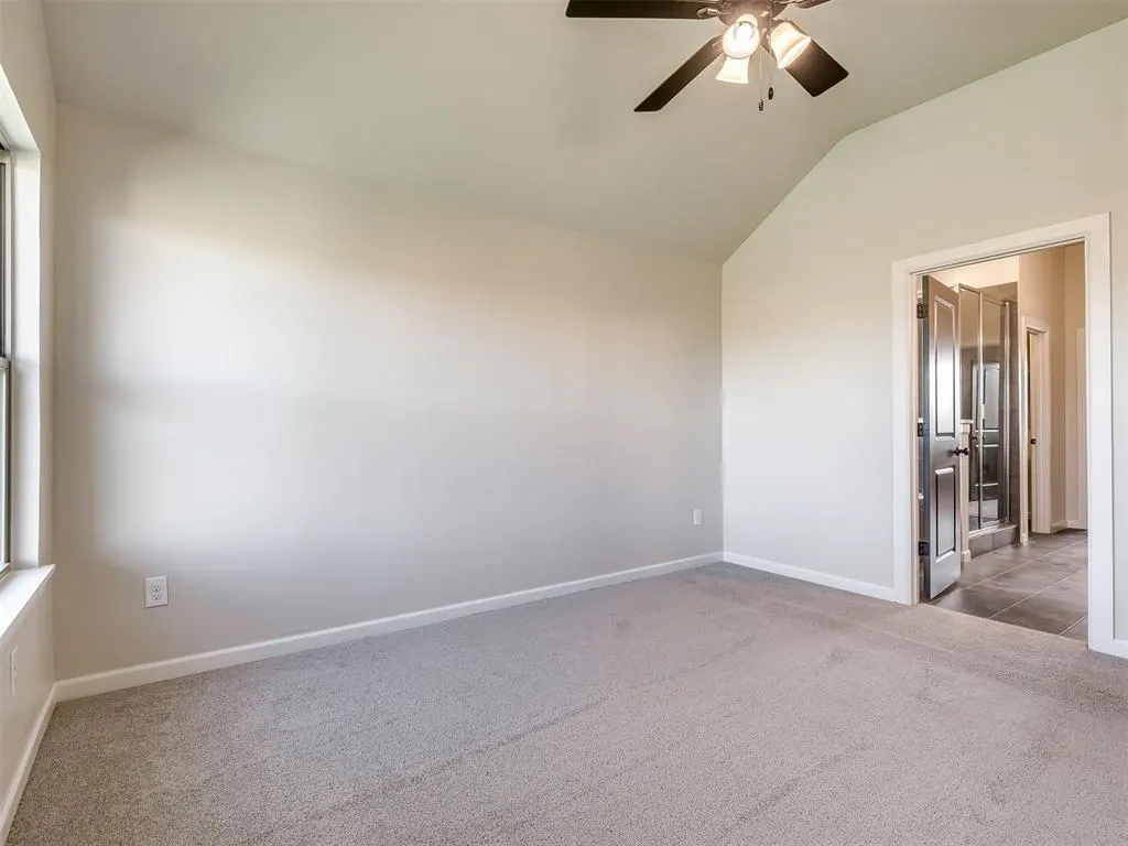 Photo 13 — 11913 NW 118th Street, Yukon, OK 73099