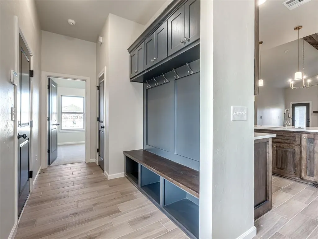Photo 31 — 11913 NW 118th Street, Yukon, OK 73099