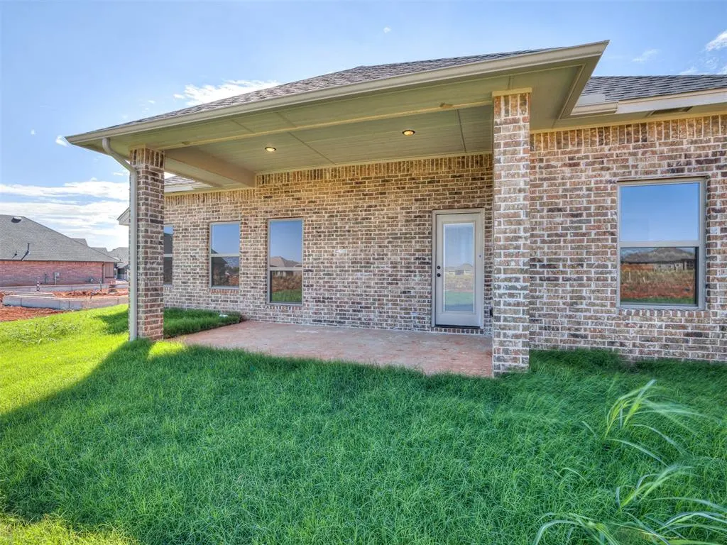 Photo 37 — 11913 NW 118th Street, Yukon, OK 73099
