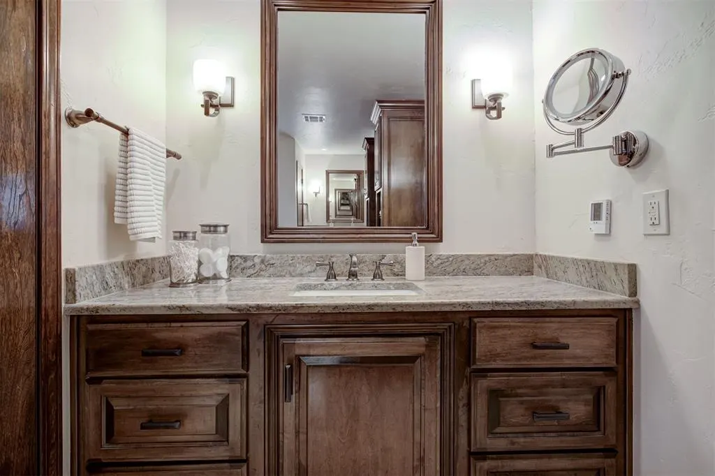 Photo 35 — 13004 Burlingame Avenue, Oklahoma City, OK 73120