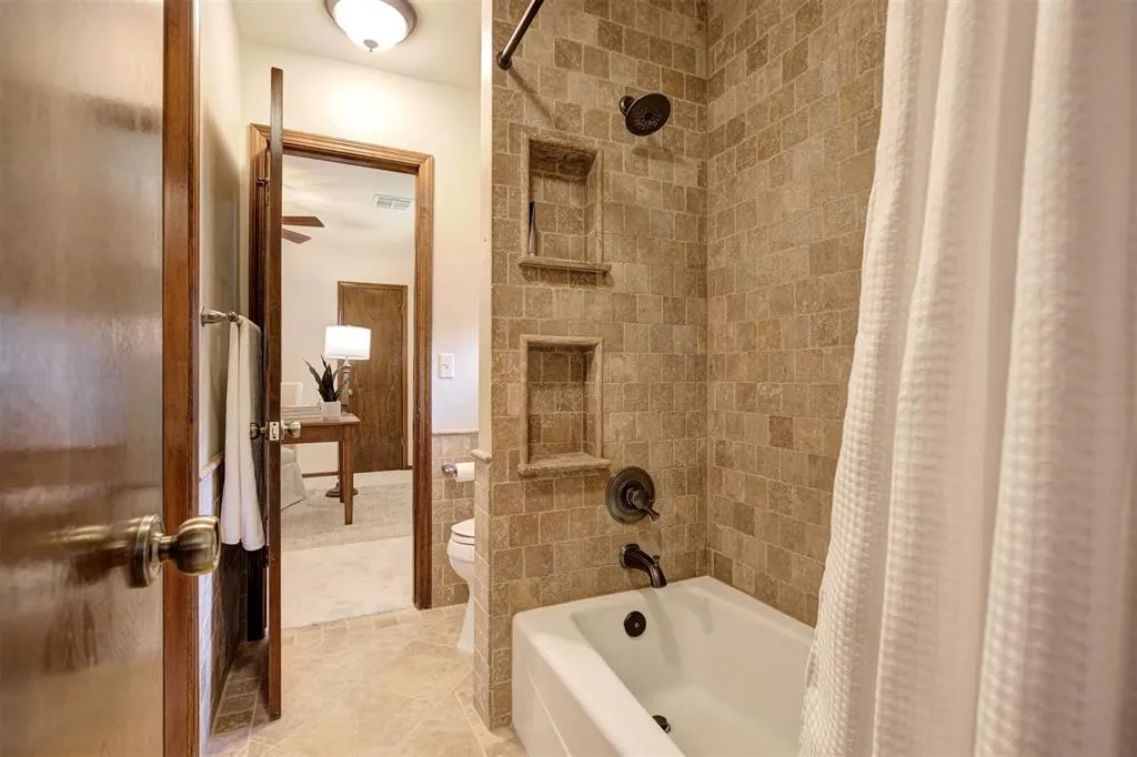 Photo 40 — 13004 Burlingame Avenue, Oklahoma City, OK 73120