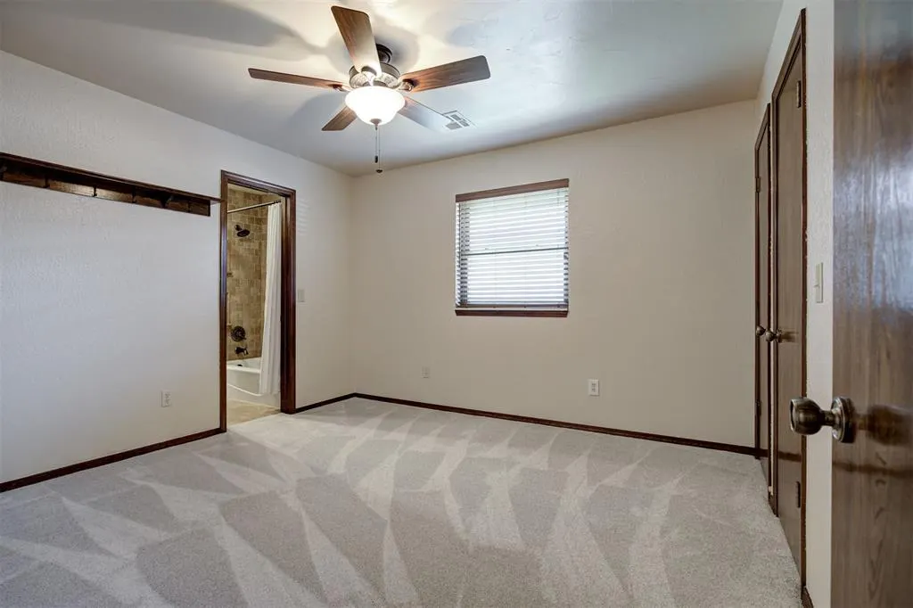 Photo 41 — 13004 Burlingame Avenue, Oklahoma City, OK 73120