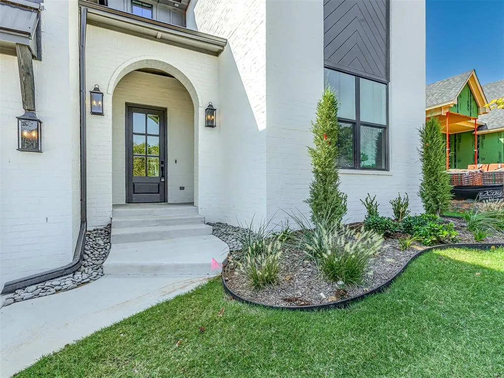 Photo 2 — 3416 Rioja Lane, Edmond, OK 73034
