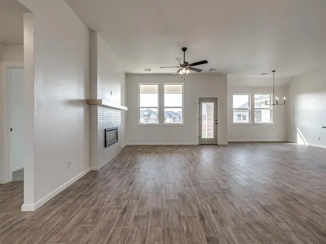 Photo 3 — 11900 NW 119th Street, Yukon, OK 73099
