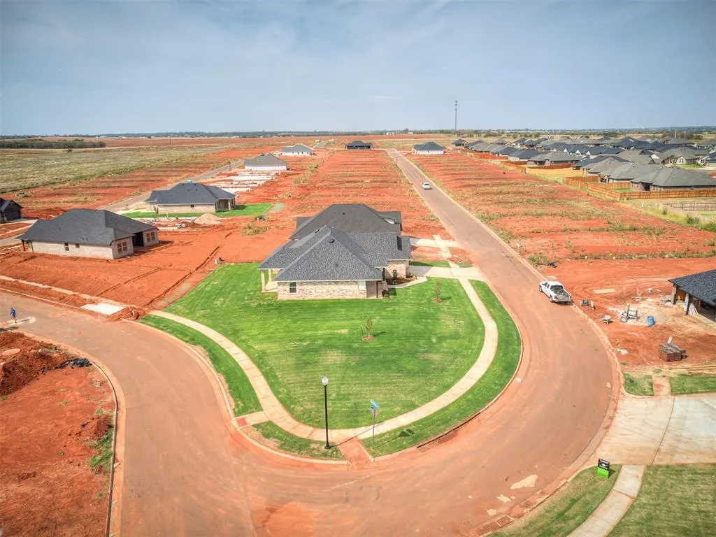Photo 49 — 11900 NW 119th Street, Yukon, OK 73099