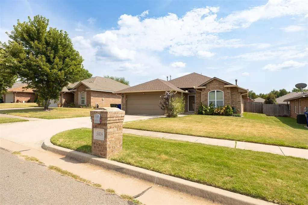 Photo 3 — 9408 Pear Street, Oklahoma City, OK 73130