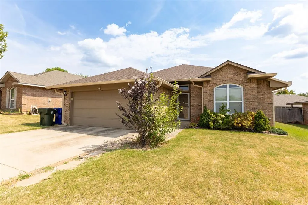 Photo 6 — 9408 Pear Street, Oklahoma City, OK 73130