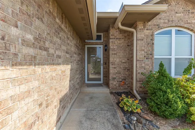 Photo 7 — 9408 Pear Street, Oklahoma City, OK 73130