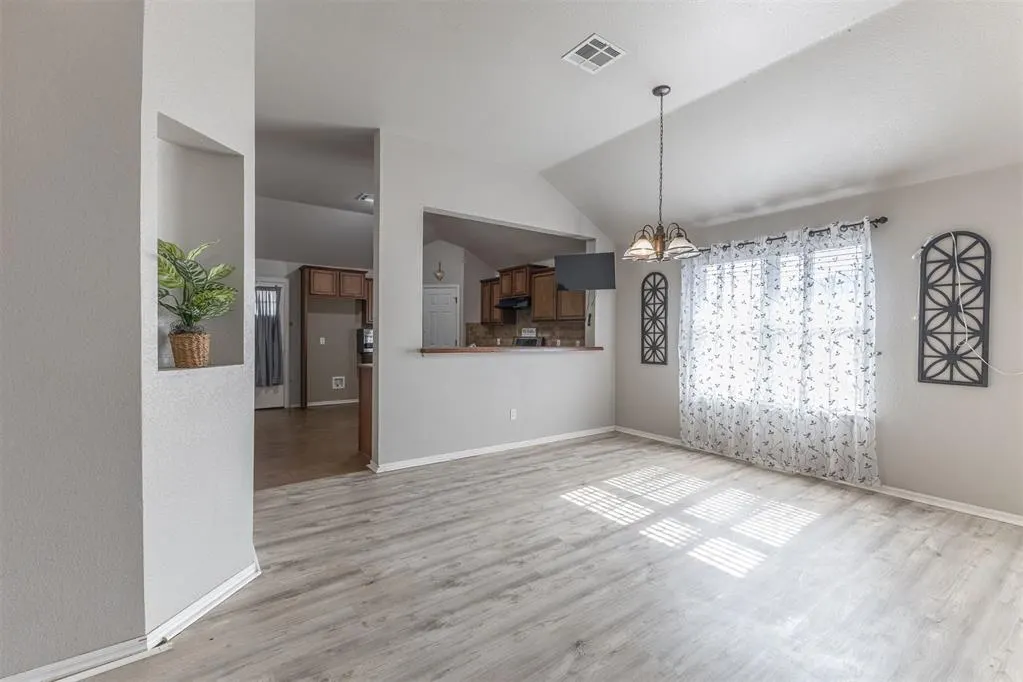 Photo 11 — 9408 Pear Street, Oklahoma City, OK 73130