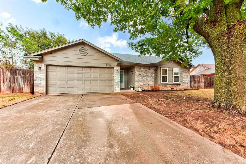 Photo 3 — 1665 NE 6th Street, Oklahoma City, OK 73160