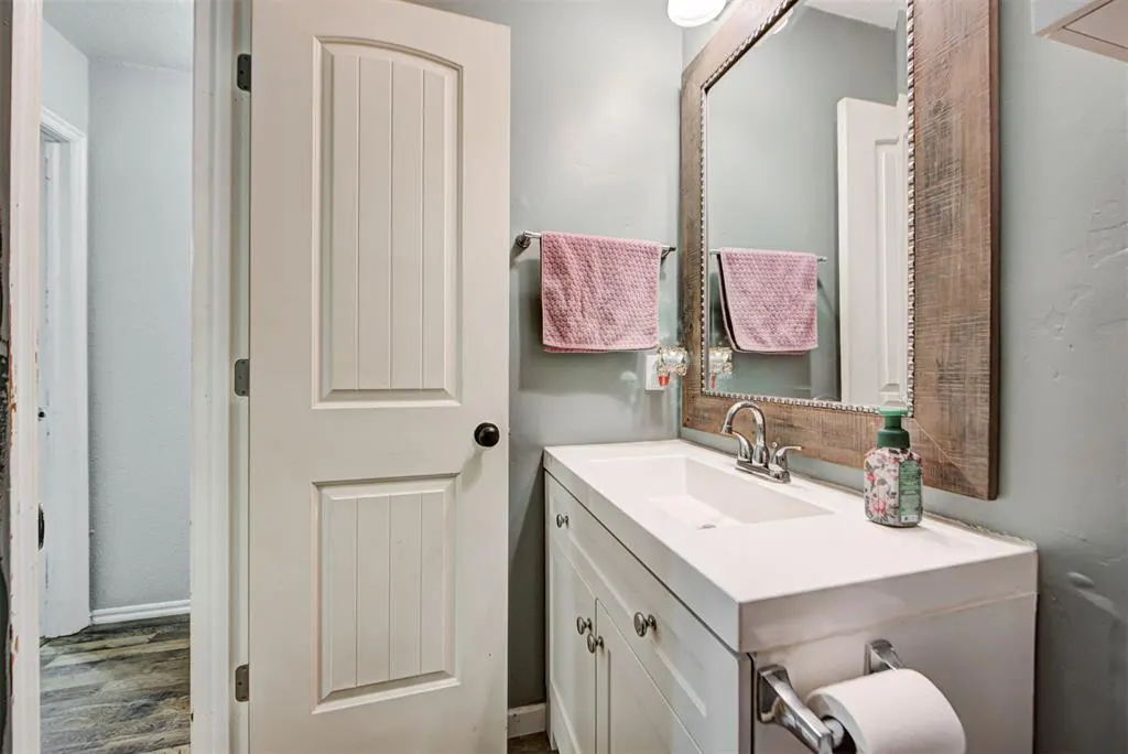 Photo 32 — 1665 NE 6th Street, Oklahoma City, OK 73160