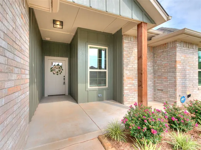 Front exterior — 1914 Oakville Court, Norman, OK 73071