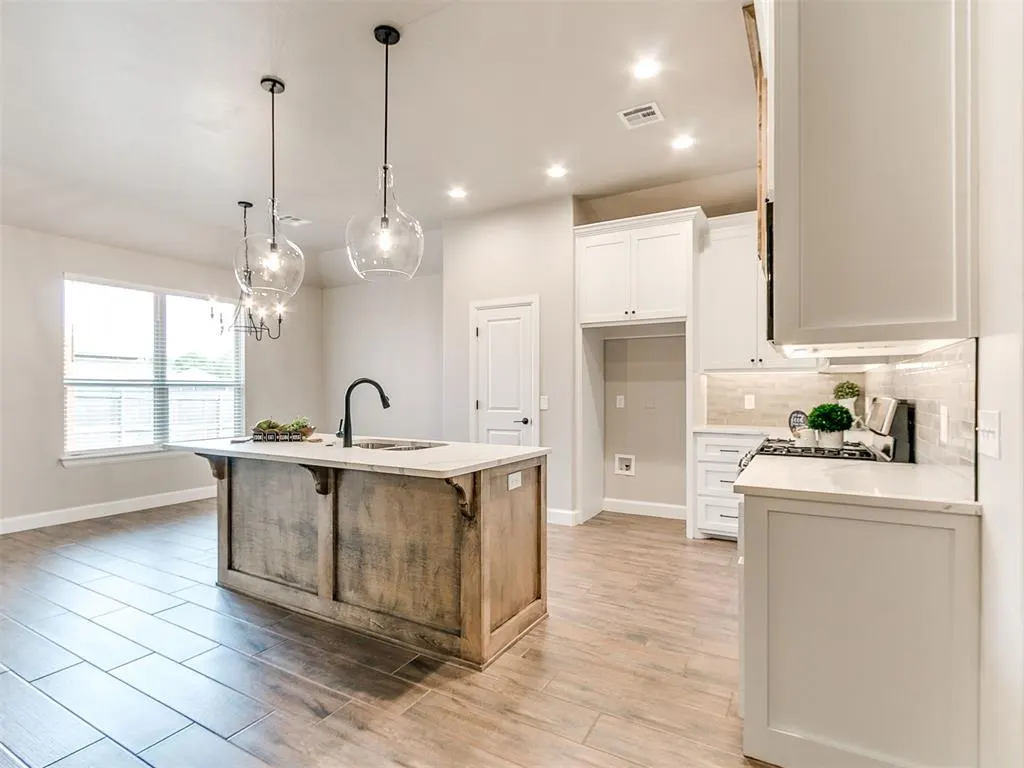 Photo 10 — 1914 Oakville Court, Norman, OK 73071
