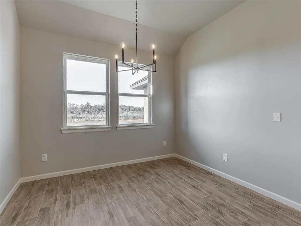 Photo 11 — 11908 NW 118th Street, Yukon, OK 73099