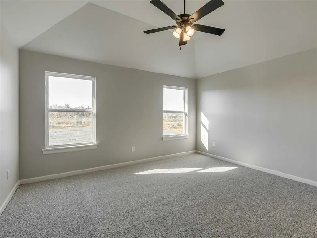 Photo 13 — 11908 NW 118th Street, Yukon, OK 73099