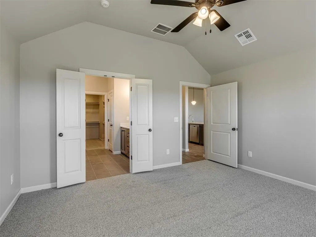 Photo 15 — 11908 NW 118th Street, Yukon, OK 73099