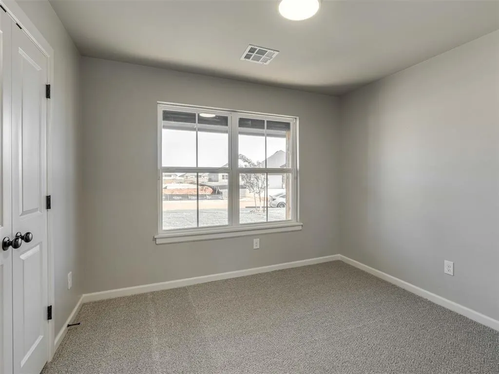 Photo 23 — 11908 NW 118th Street, Yukon, OK 73099