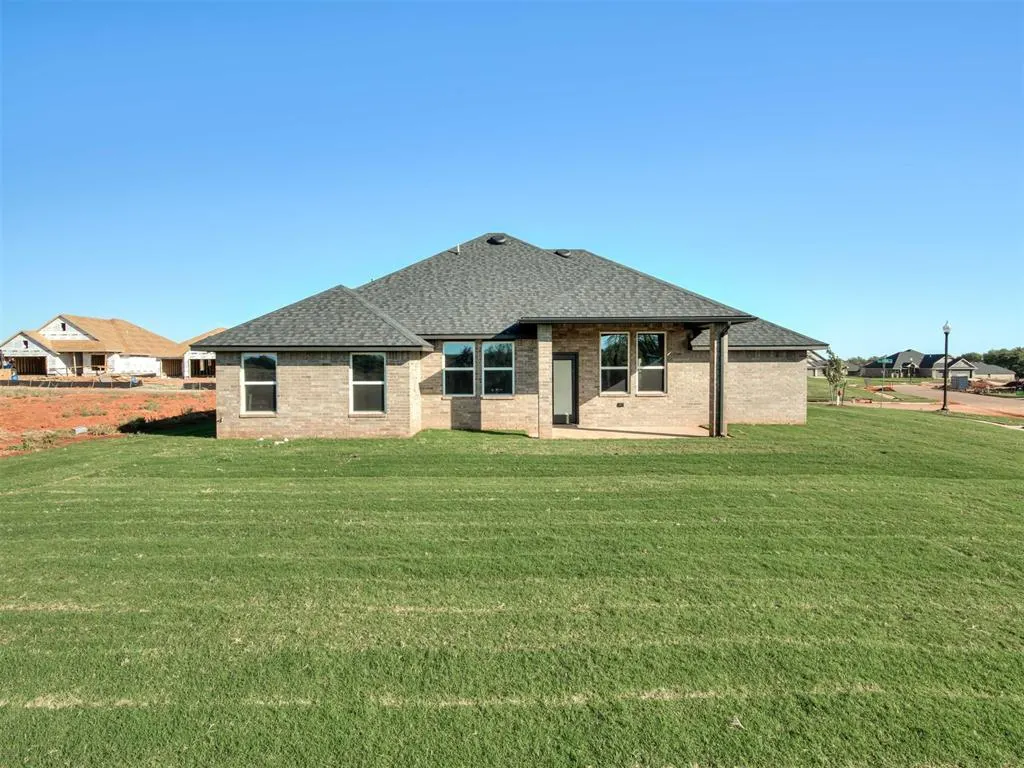 Photo 35 — 11908 NW 118th Street, Yukon, OK 73099