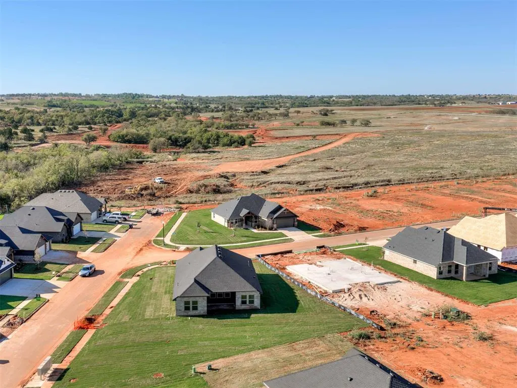 Photo 42 — 11908 NW 118th Street, Yukon, OK 73099