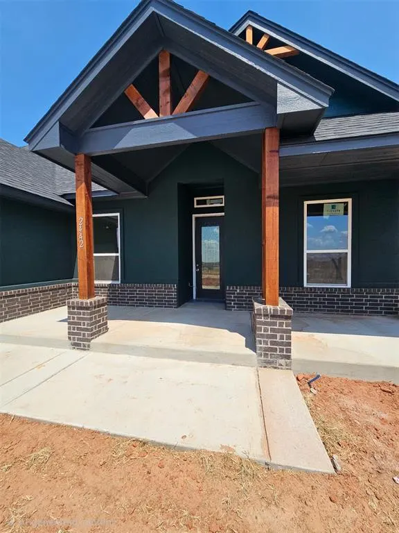 Photo 2 — 2442 Sierra Circle, Blanchard, OK 73010