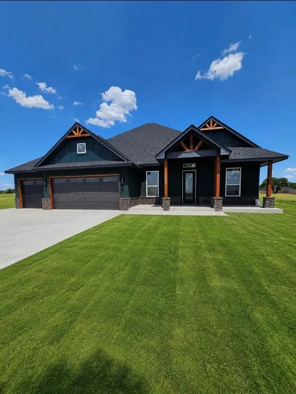 Front exterior — 2442 Sierra Circle, Blanchard, OK 73010